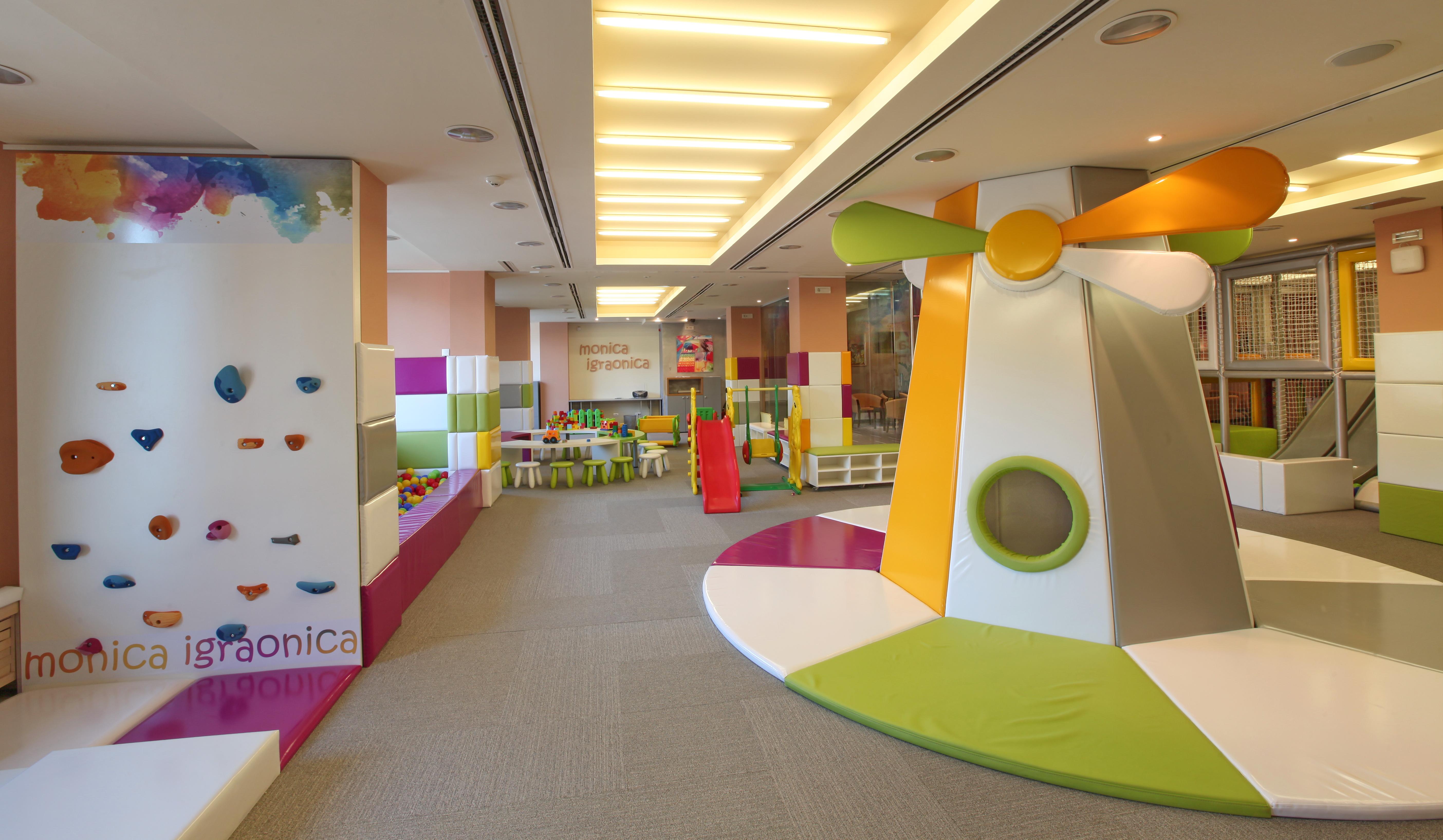 מלון Mona Plaza זלאטיבור מראה חיצוני תמונה